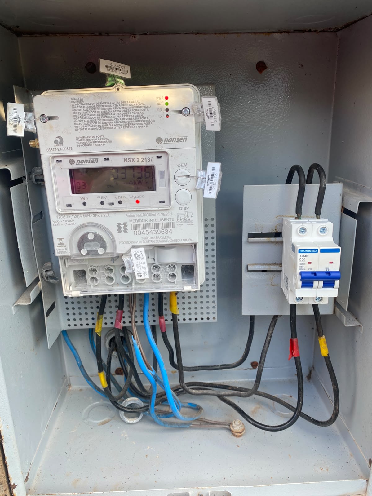Instalação elétrica industrial em Missal